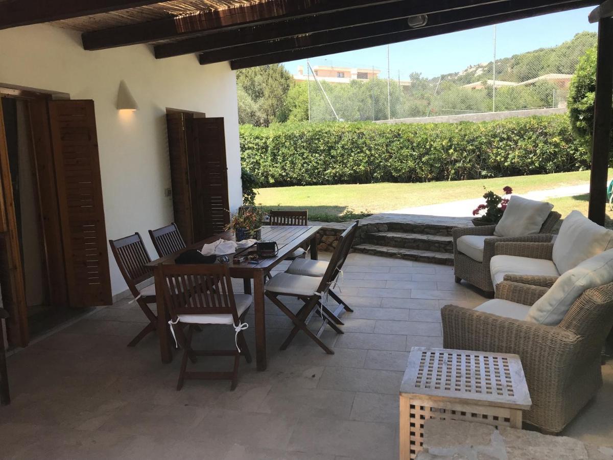 אולביה Porto Istana Beach House מראה חיצוני תמונה