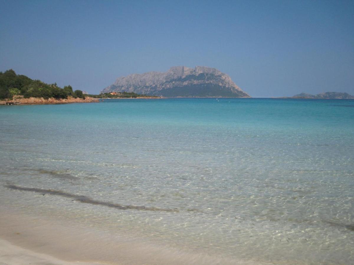 אולביה Porto Istana Beach House מראה חיצוני תמונה